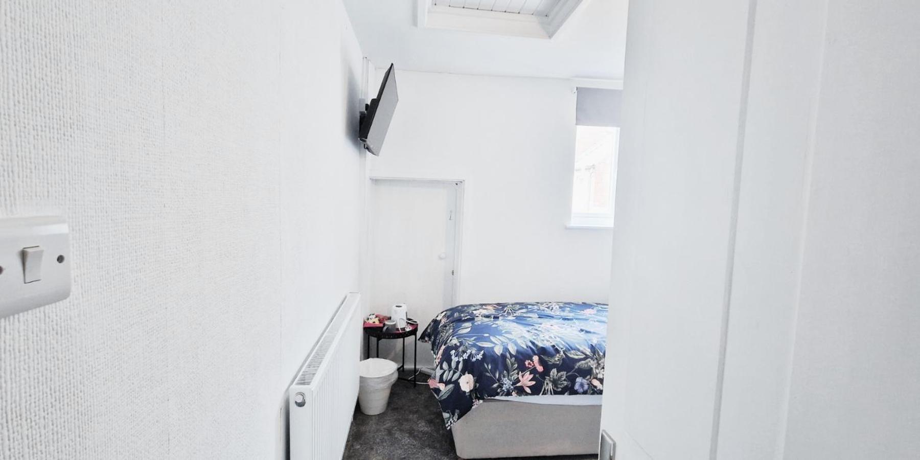 Single Room In Modern House Near 诺丁汉 外观 照片